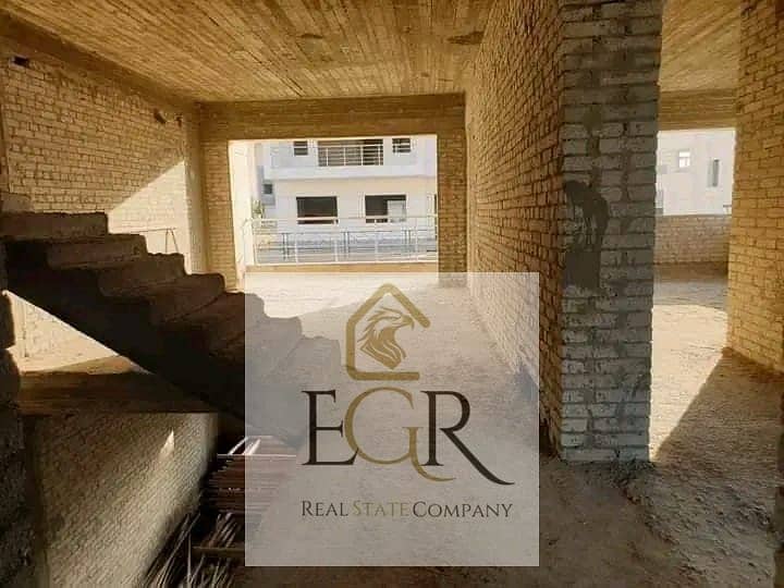 8 570051124_2014908242603038_1797782002649934679_n. jpg