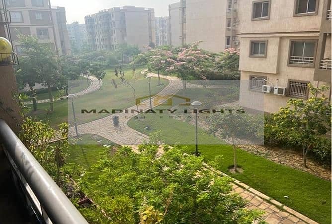 2 3429516-13b87o. jpg