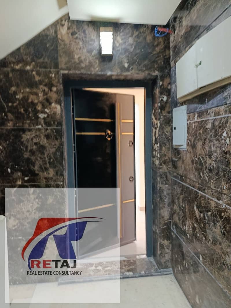 12 WhatsApp Image 2025-10-29 at 14.48. 24 (1). jpeg