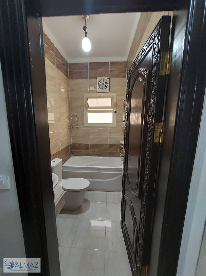 8 WhatsApp Image 2025-10-29 at 12.05. 45 PM. jpeg