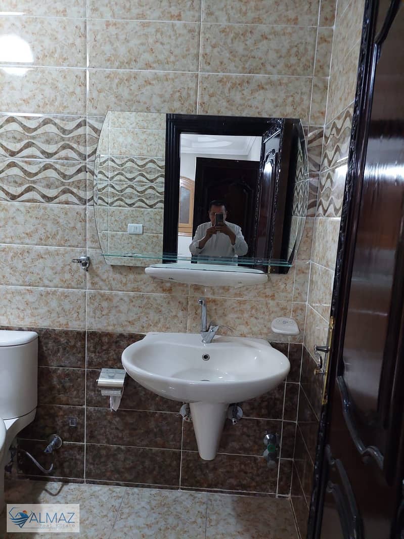 10 WhatsApp Image 2025-10-29 at 12.05. 48 PM (1). jpeg