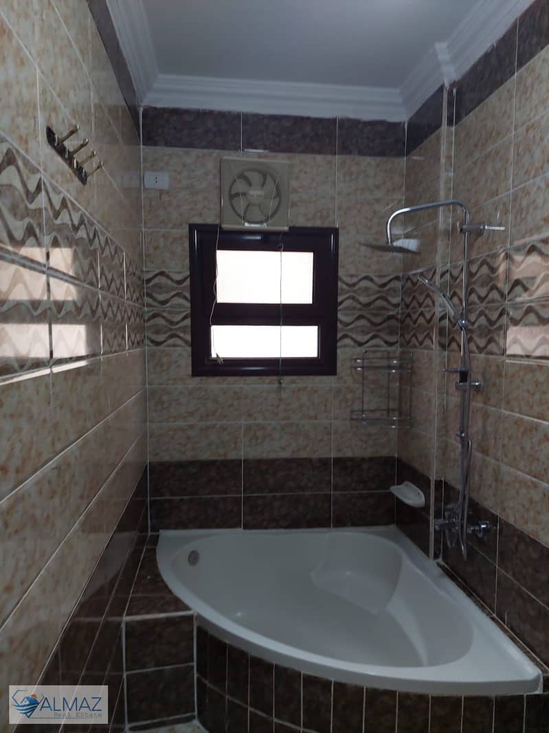 11 WhatsApp Image 2025-10-29 at 12.05. 48 PM. jpeg