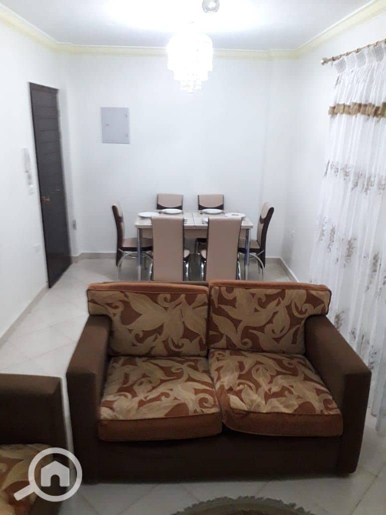 2 420ba09c-7cf4-4e6c-ae4f-6e51131c8b84. jpg