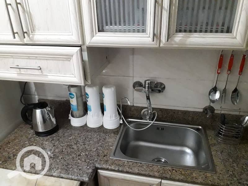 6 b9be278e-40ae-4b6d-983e-4ab3842971b5. jpg