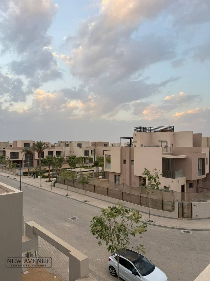 4 WhatsApp Image 2025-10-27 at 11.02. 41 PM. jpeg