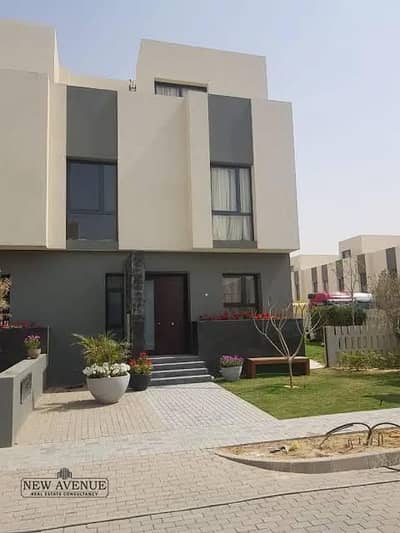 تاون هاوس 3 غرف نوم للبيع في مدينة الشروق، القاهرة - WhatsApp Image 2025-10-26 at 12.25. 10 PM. jpeg تاون هاوس 3 غرف نوم للبيع في مدينة الشروق، القاهرة - WhatsApp Image 2025-10-26 at 12.25. 10 PM. jpeg