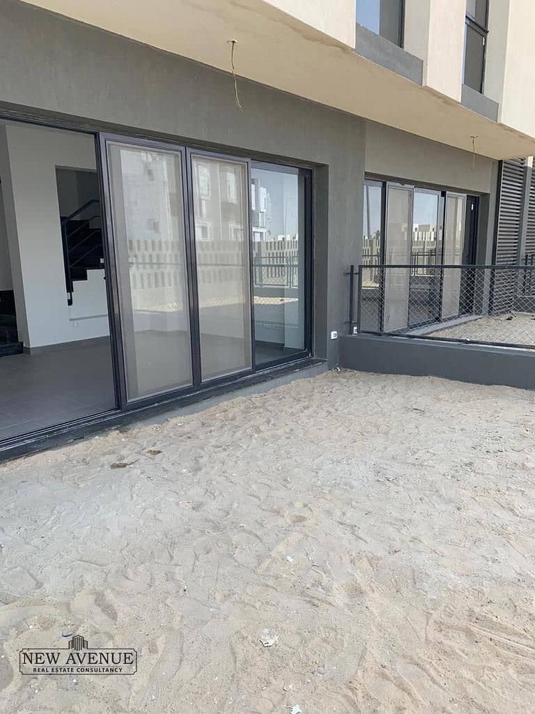 2 WhatsApp Image 2025-10-26 at 12.26. 08 PM. jpeg