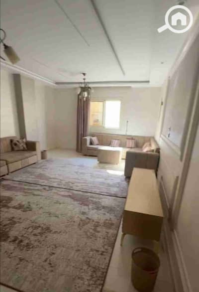 شقة 2 غرفة نوم للايجار في حدائق الاهرام، الجيزة - IMG-20251028-WA0032. jpg