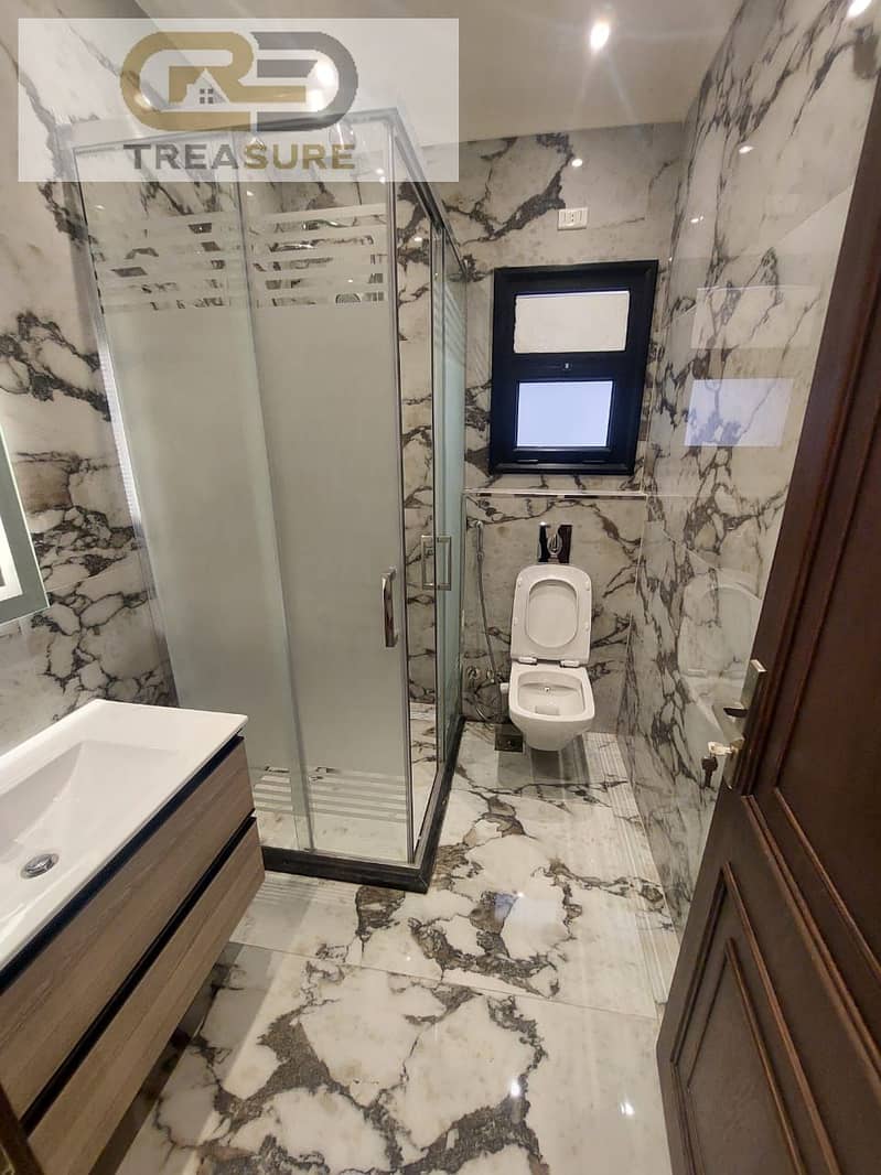 10 WhatsApp Image 2025-10-29 at 2.17. 43 PM. jpeg