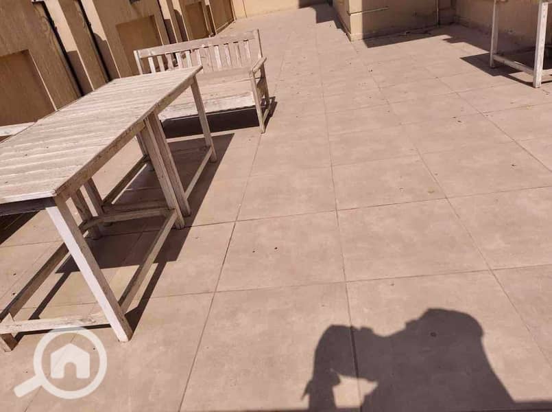 2 d15ed81b-add6-4301-9c02-34349bd074f2. jpg