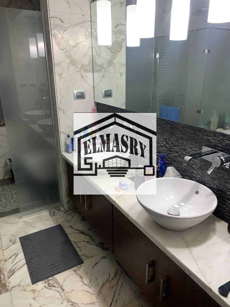 12 224add61-42b1-475f-a46c-8bbdf5010ae2. jpg