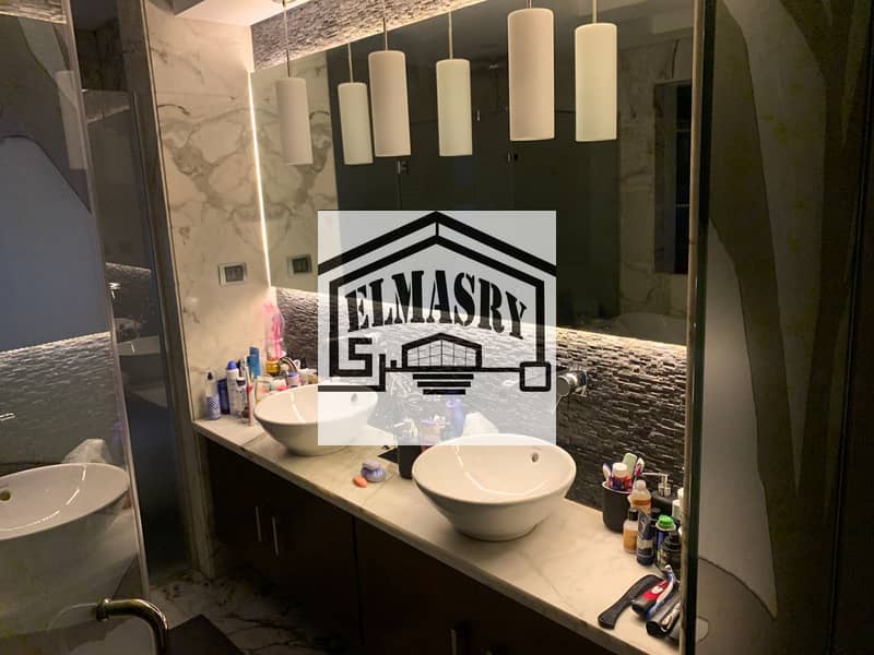 22 f43ab953-a1a9-4c73-aa88-8e312fd1c507. jpg