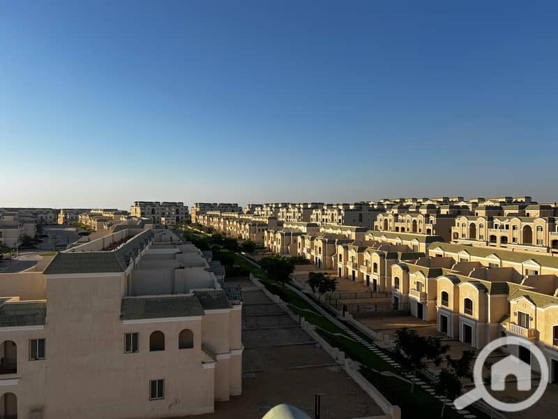 8 242e5894-a11d-4b0c-92f5-c91b2480f6d4. jpg