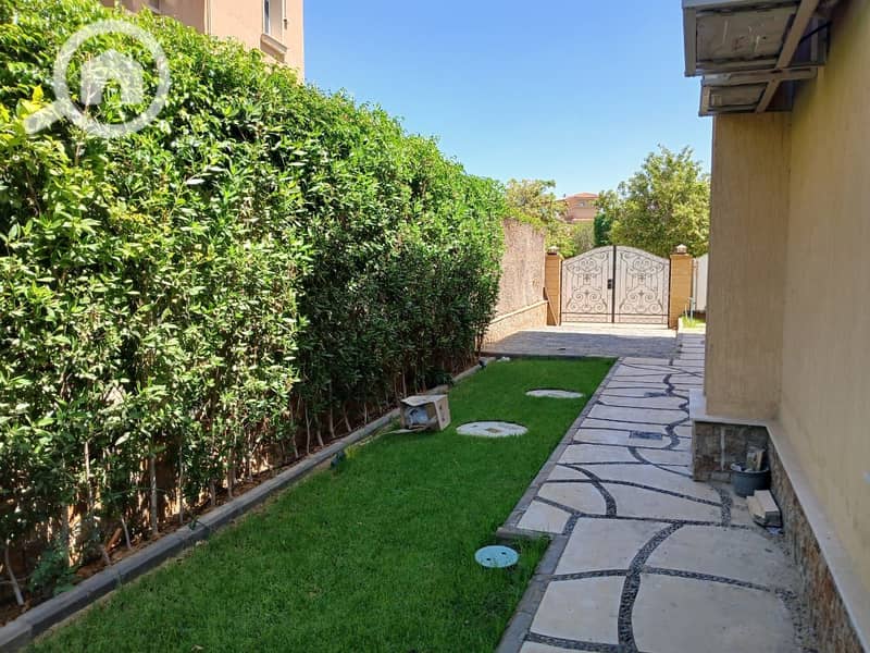 11 79a4a72b-482b-4bcc-81e3-9ead0145dcac. jpeg