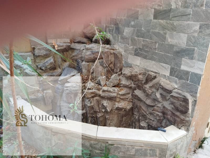 2 5f75fb70-c7c5-4a4d-b782-c42ecd364dc3. jpg