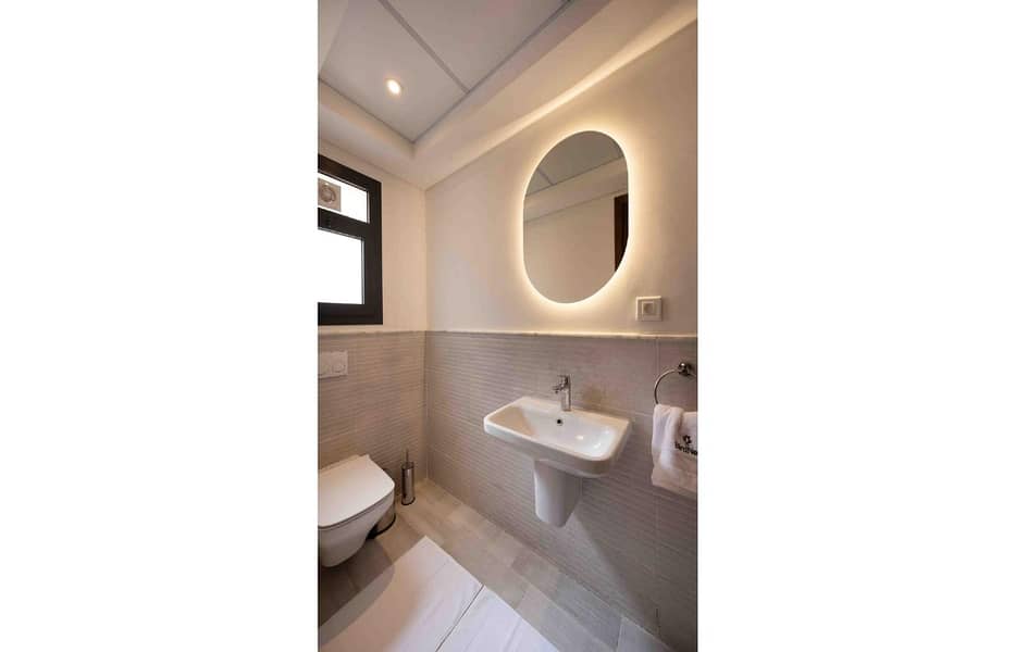 5 CFC - 1BD_page-0004. jpg