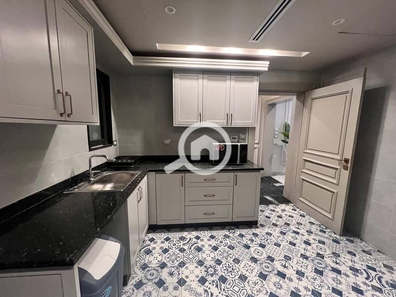 8 fb90c0ff-acc2-47bd-9229-febc0054907e. jpeg