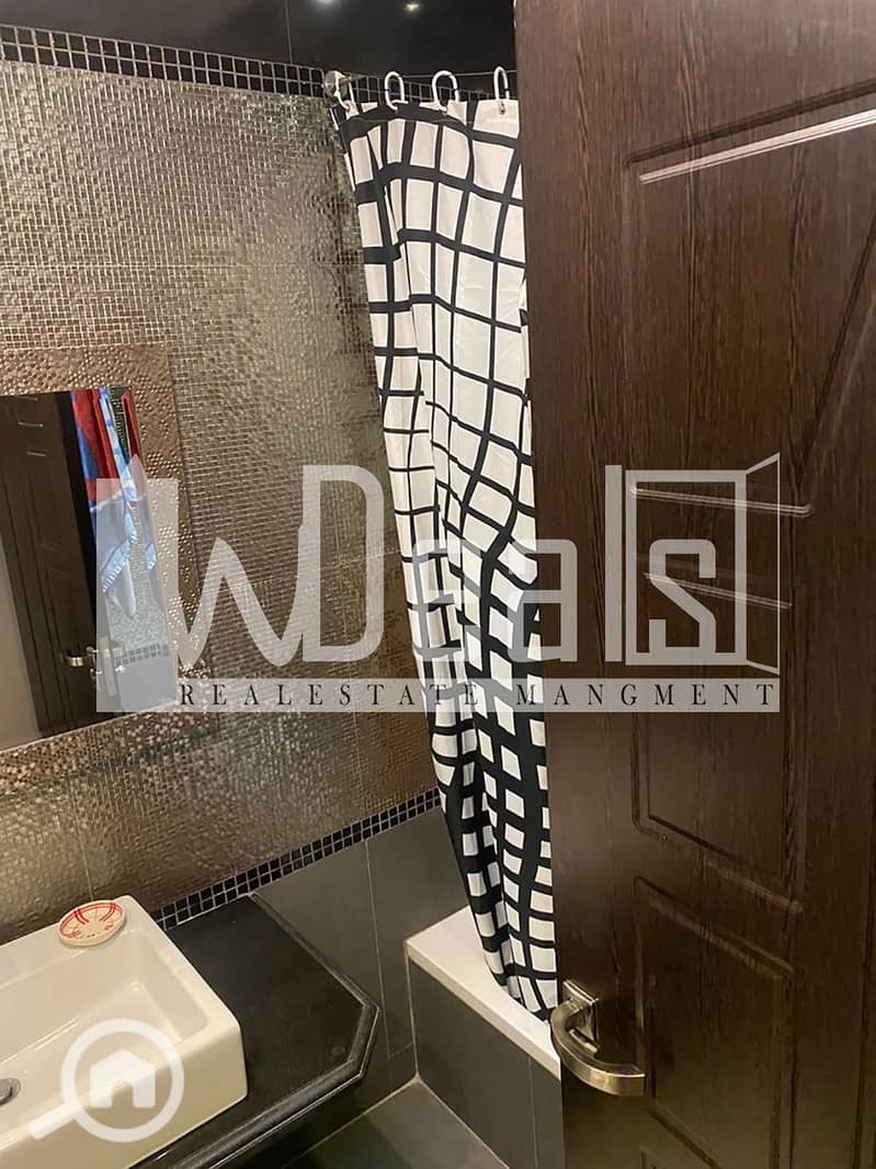 16 WhatsApp-Image-2025-10-20-at-11.48. 02. jpg