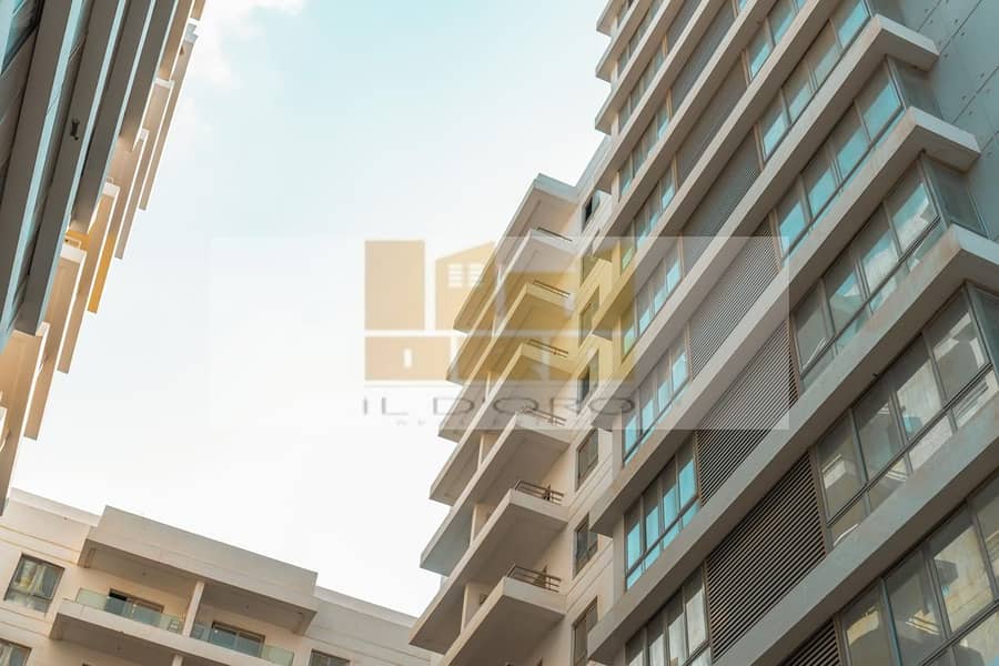 4 WhatsApp Image 2025-10-28 at 21.38. 53_08e164ba. jpg