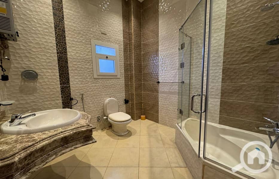 11 IMG-20251029-WA0046. jpg