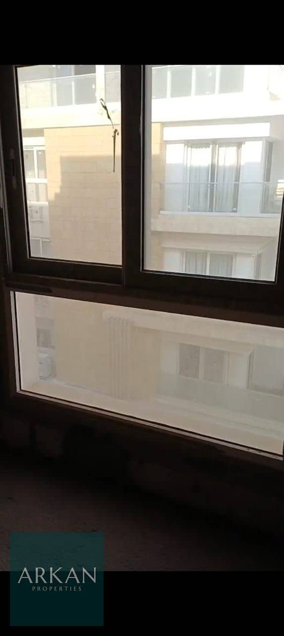 5 49ce6490-fde7-461c-b187-96d866074ed7. jpg