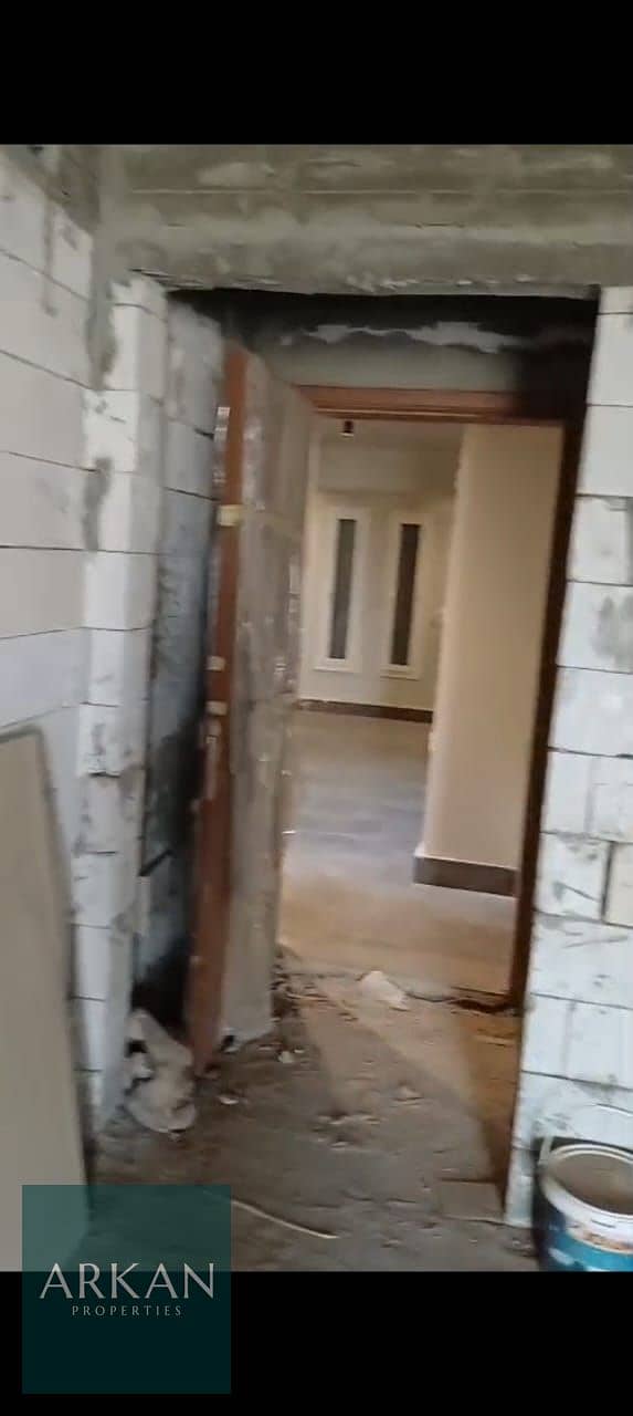 8 d865d88c-525c-416b-ab1b-131dba4a735b. jpg