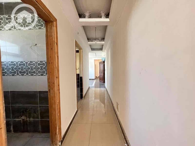 3 fe7de72c-8fd9-4d38-a2ac-6b9a001e88ac. jpg