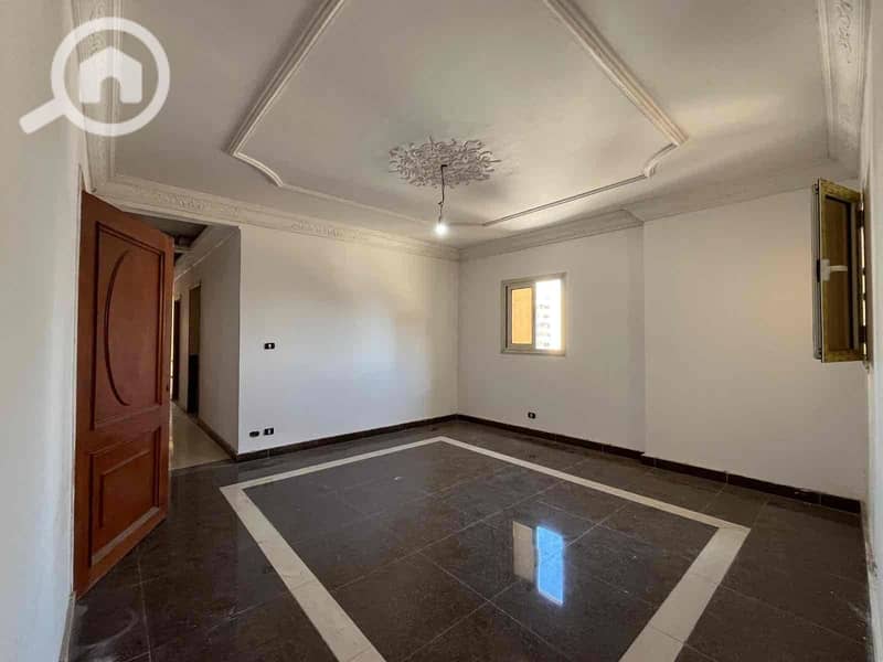 8 94e2b5b0-8ff8-4ea4-942b-f14038221150. jpg