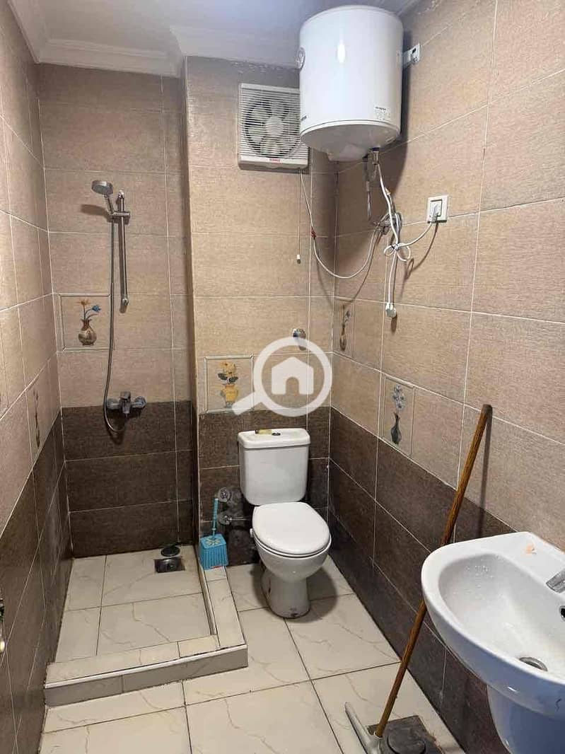 11 6aed3963-6aa2-48f3-9334-e7b72dfa55bb. jpg