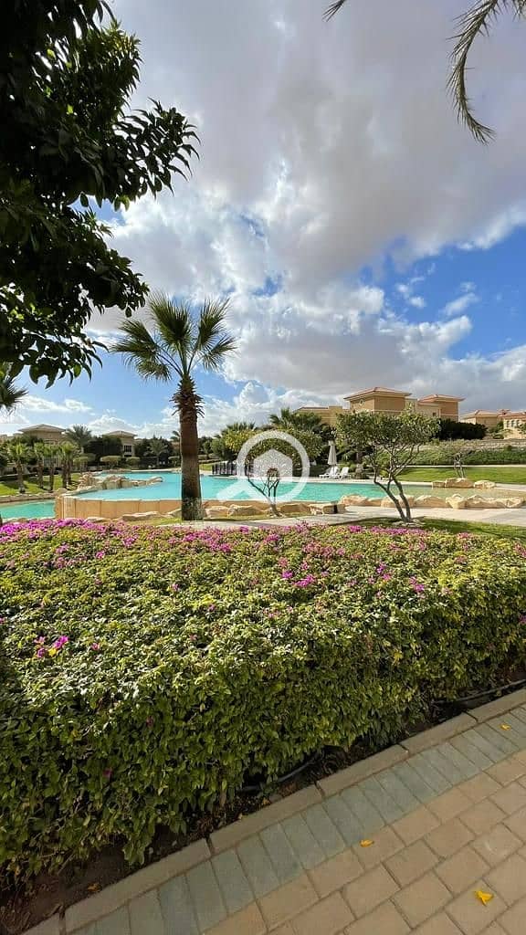 10 2d20563b-6f62-40f2-82b7-89e7eddf9cbe. jpg