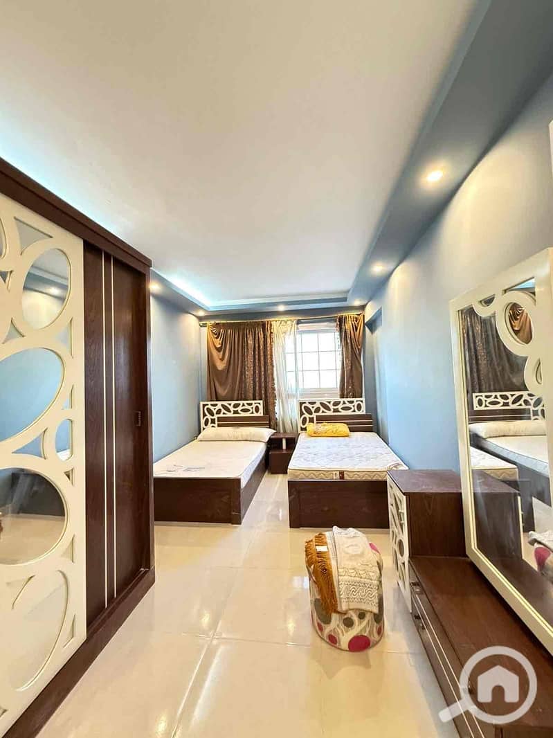 5 081acfd2-c182-44d0-aab9-7467dd8f2114. jpg