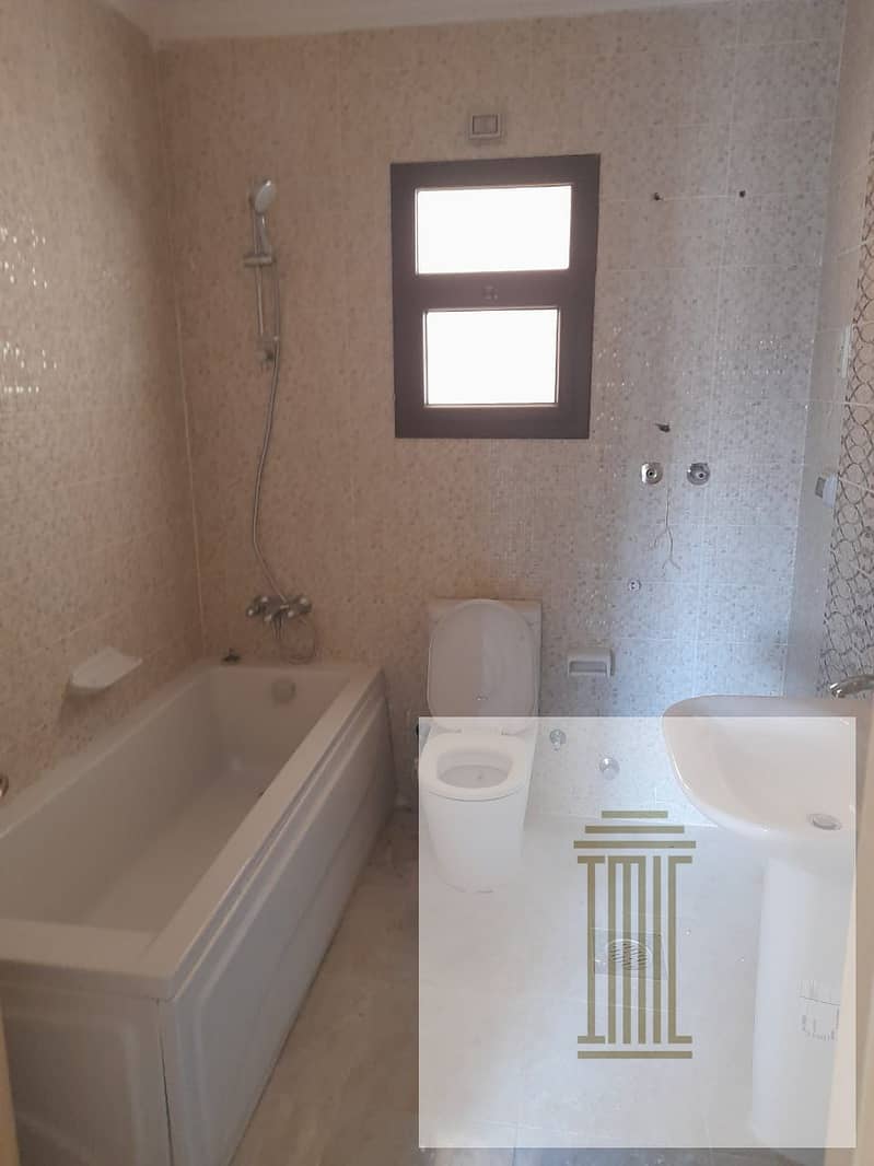 10 9c878527-570f-41a0-a820-d0e1e14be5e1. jpg