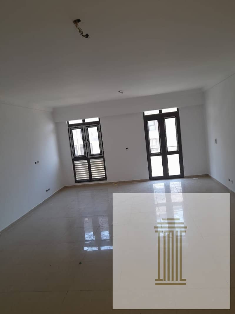 18 813bdd96-3be0-46bf-9e4c-277751503ccb. jpg