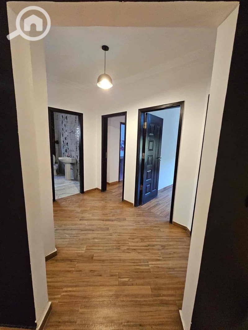 2 9d2751a8-cc7c-43d4-b2f8-99e9dc841808. jpg