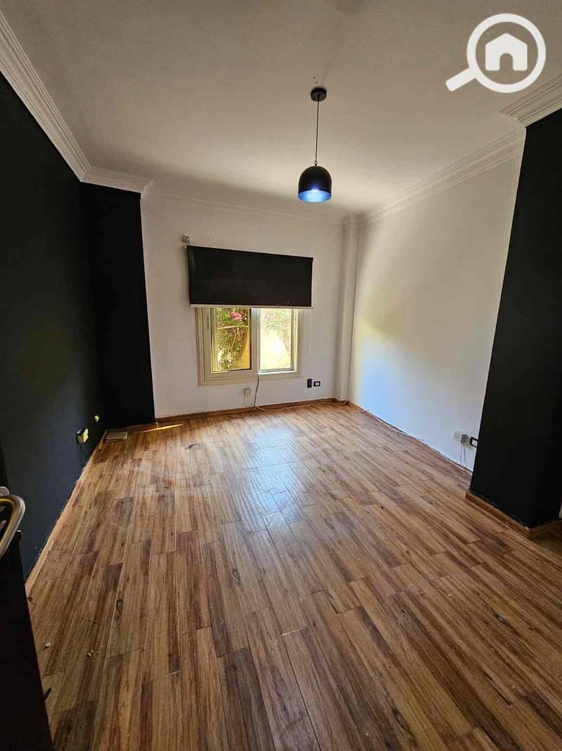 9 f0fafe86-2ac3-4d70-aaf7-5964de5a5a9b. jpg