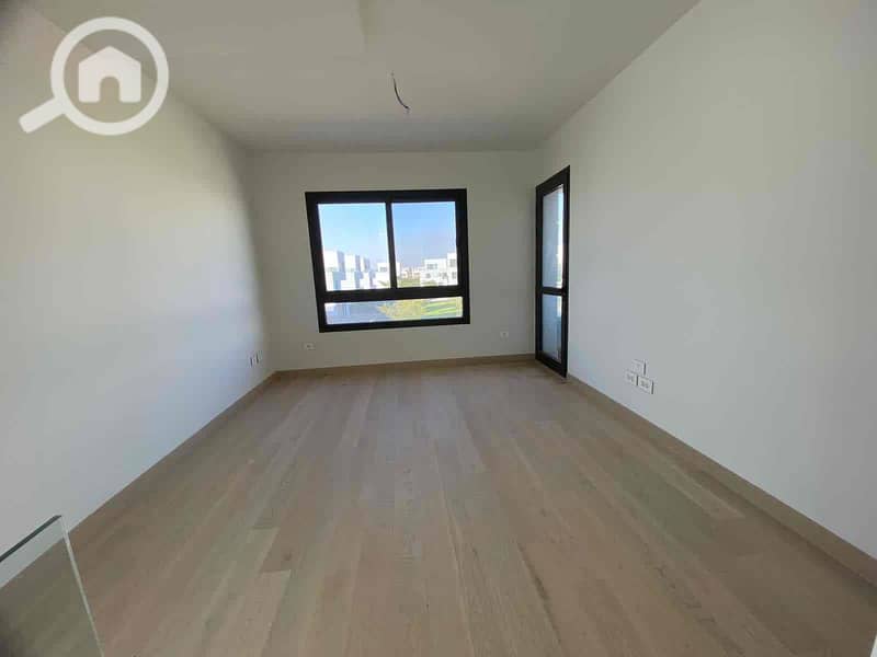 8 bef89d7f-7675-4342-b9b1-d08be2a0f25a. jpg