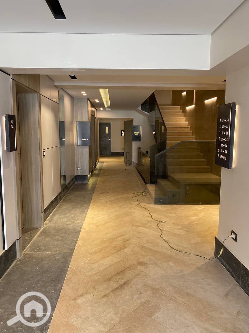 11 WhatsApp Image 2024-10-26 at 05.29. 33_3f304ba0. jpg