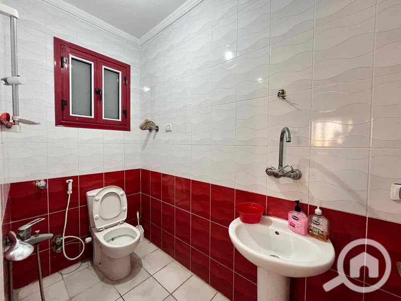 10 825dec98-3cc6-4669-8131-0296bc94de73. jpg