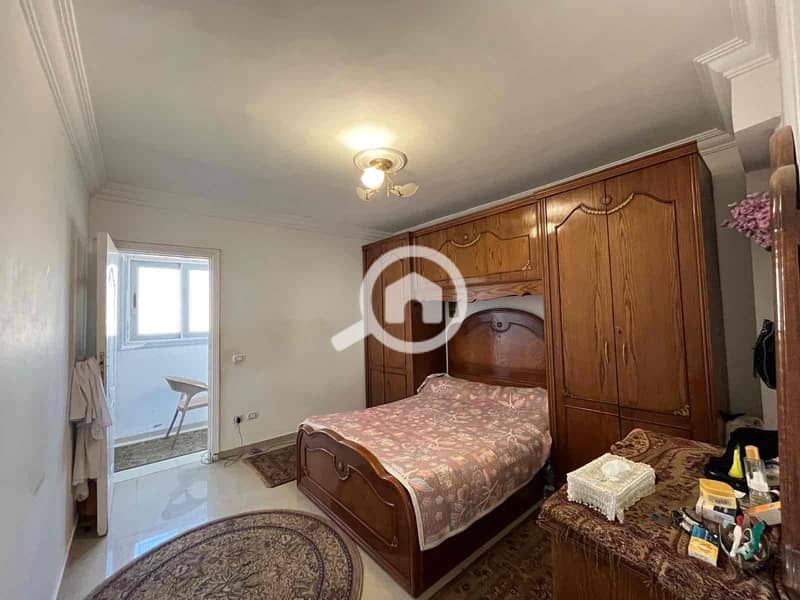 11 d71d9036-3ae2-41e5-b5f7-fadd1b0e3647. jpg