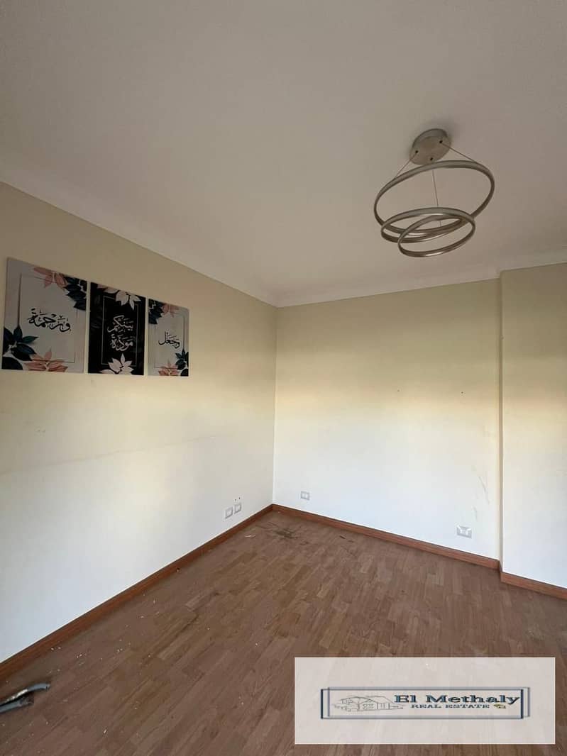 3 05dc65f5-99af-42b7-b6e8-34a329184066. jpg