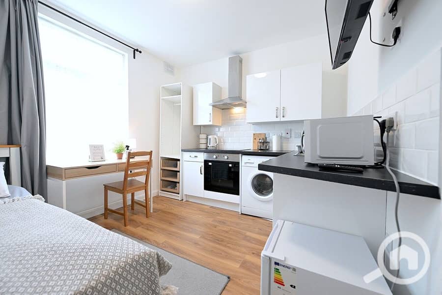 c9214564-b6d2-48e5-b610-d1991468bebf. jpeg c9214564-b6d2-48e5-b610-d1991468bebf. jpeg