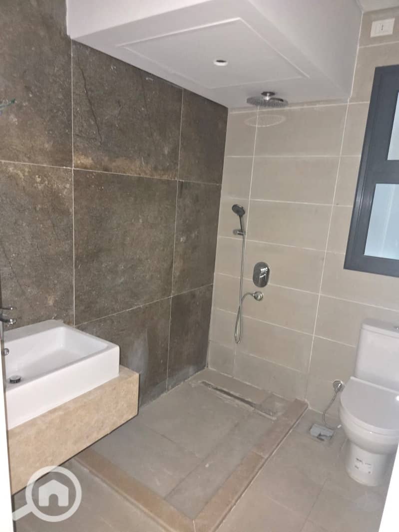 2 WhatsApp Image 2025-09-16 at 15.39. 07_bd6a55db. jpg