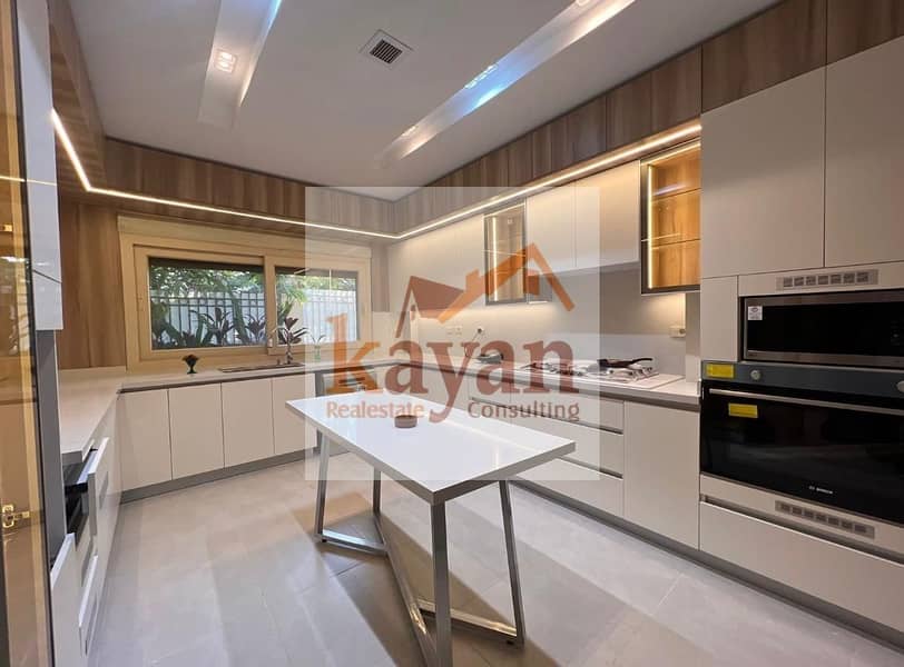 3 WhatsApp Image 2025-10-29 at 15.24. 38_6c44a98d. jpg