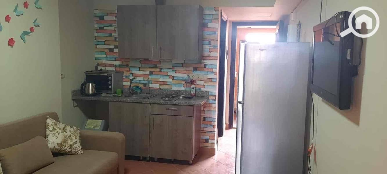 9 e26553ba-a115-4d44-a40b-89bca75dcb56. jpg