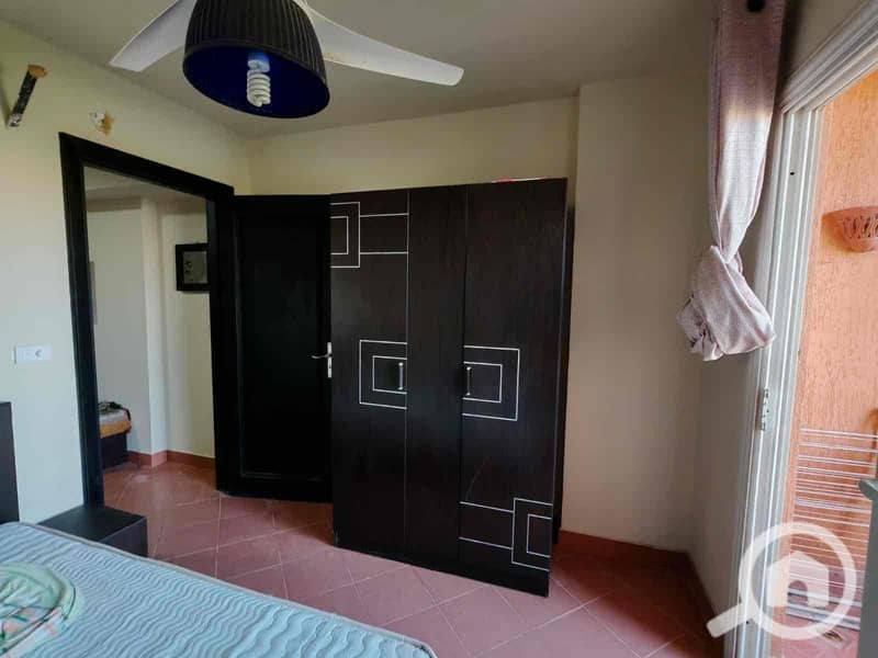 10 e2687eb9-2c6e-4d4f-8730-010d294afbe4. jpg