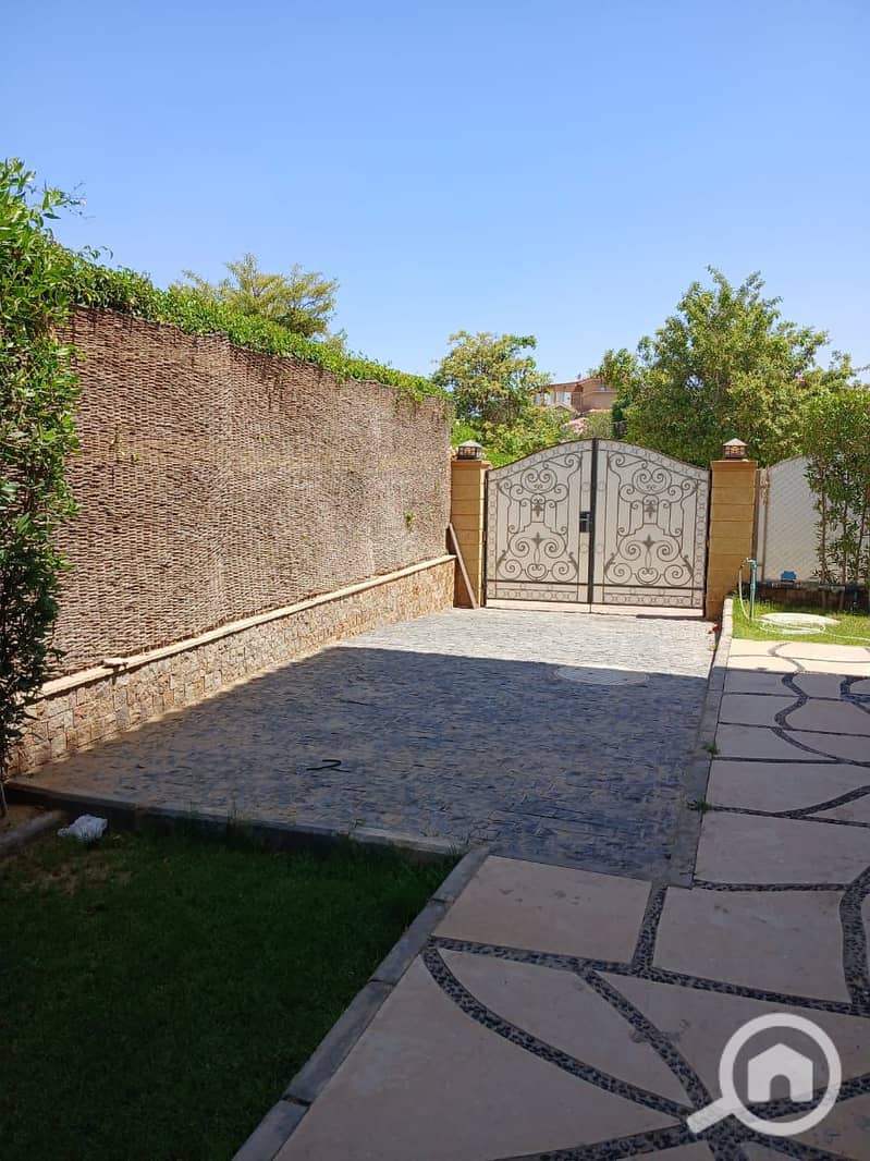 4 1c4525e2-6294-4dcb-b80b-d37962d9a735. jpeg