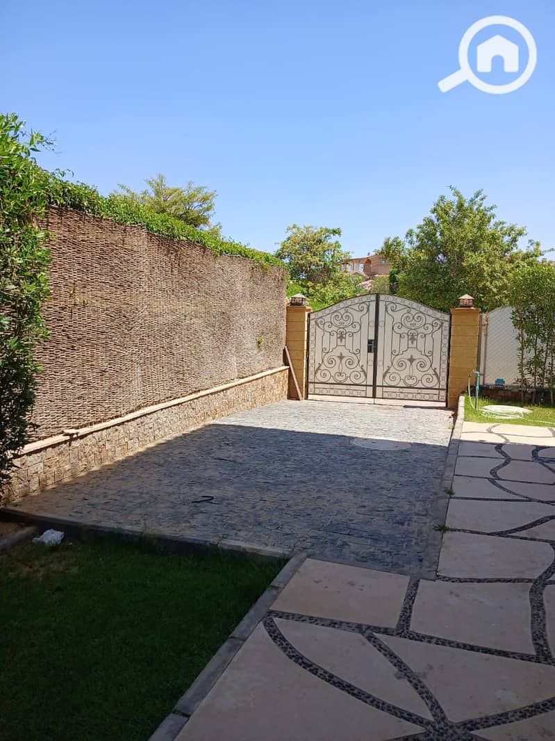 6 5cdbd75e-e18f-4c84-b1d7-4876993e71cf. jpeg