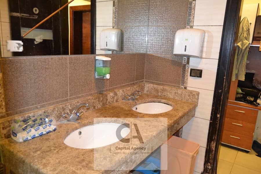 5 WhatsApp Image 2025-04-10 at 07.24. 00_b1f4cbd8. jpg