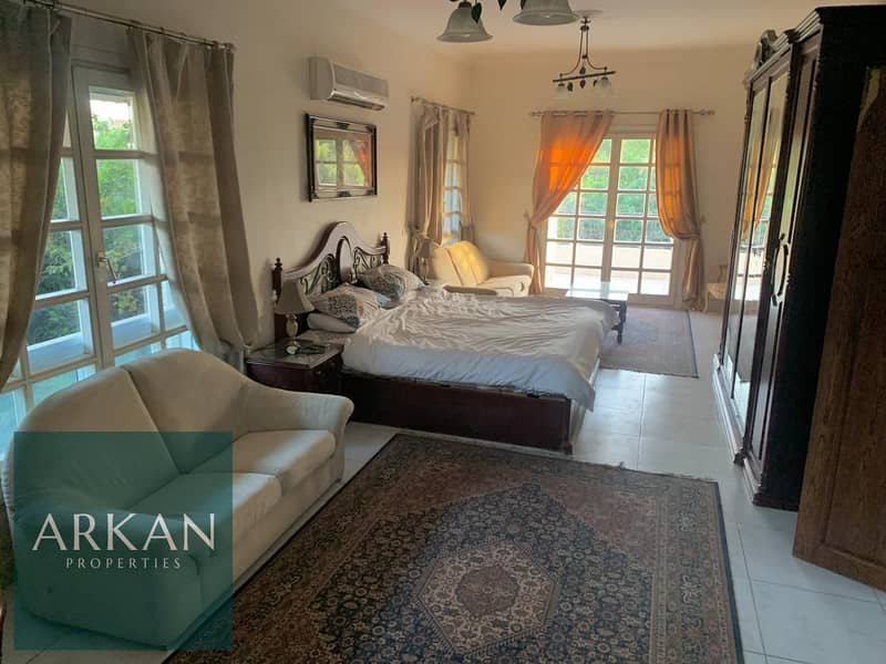 6 91ceb5dd-99da-45b5-a861-c86d0d84a38c. jpg