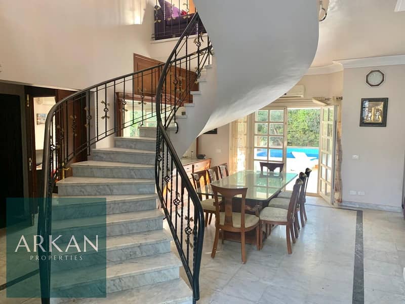 11 f8d233ef-a0d7-4bad-94c5-841654d0d4da. jpg